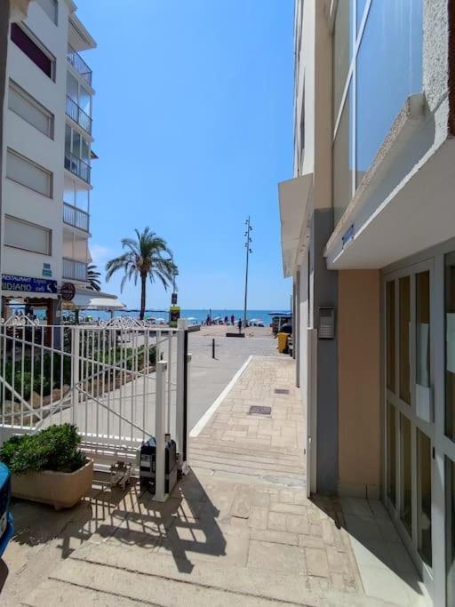Calafellbeach.Seaviews,New Kültér fotó