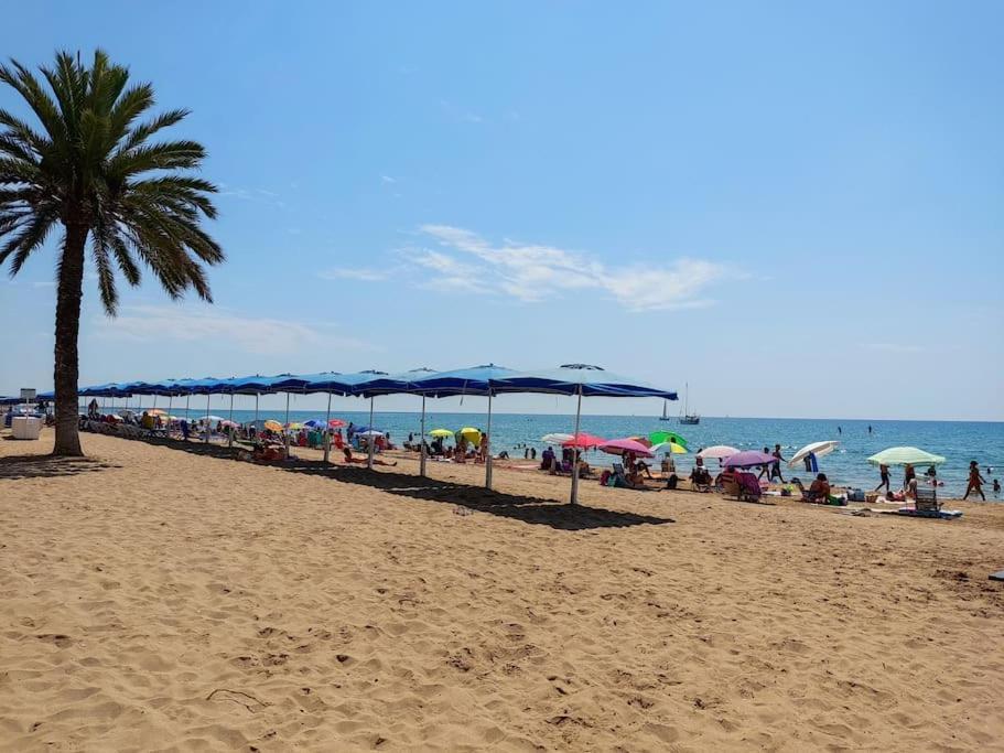 Calafellbeach.Seaviews,New Kültér fotó